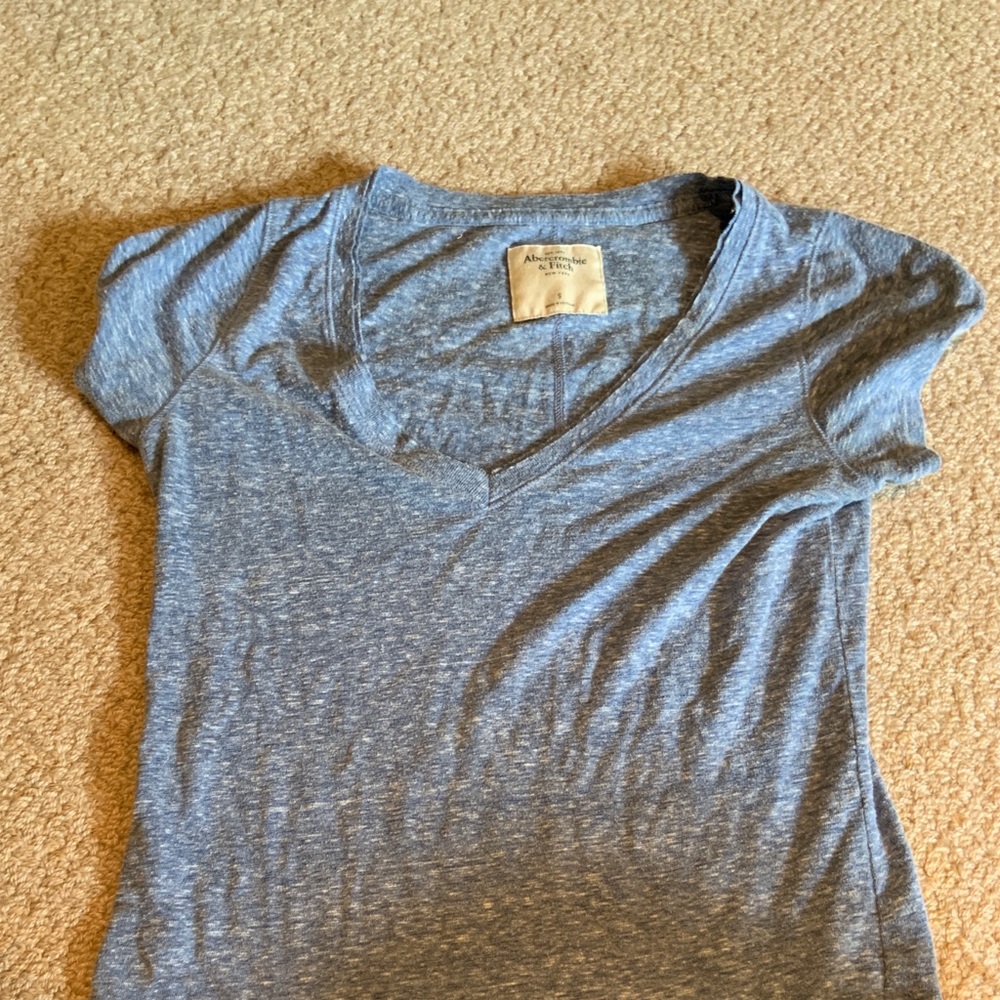 Light blue Abercrombie v neck COMFY tee